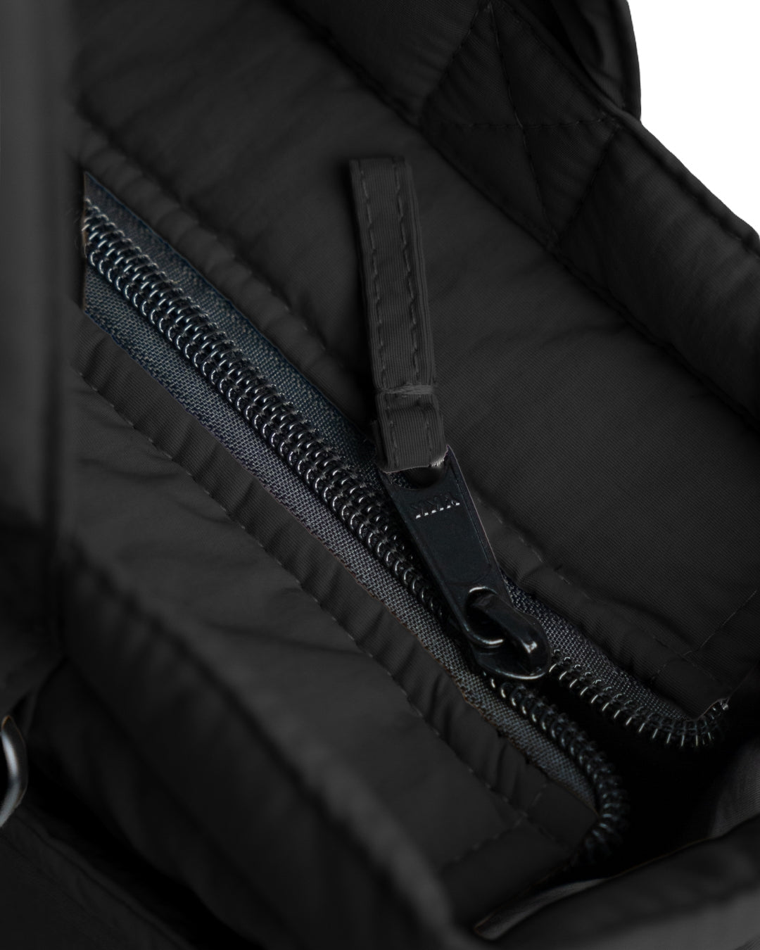 Boxy Loaf Bag - Regular (Black)