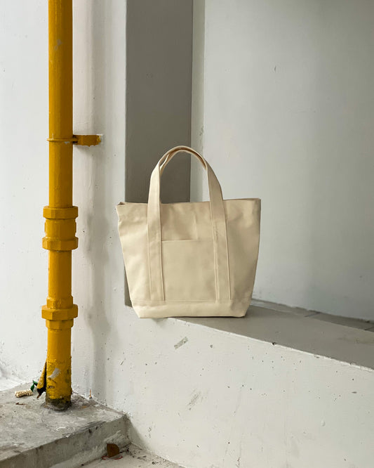 Courier Tote (Medium/Large, Off-white)